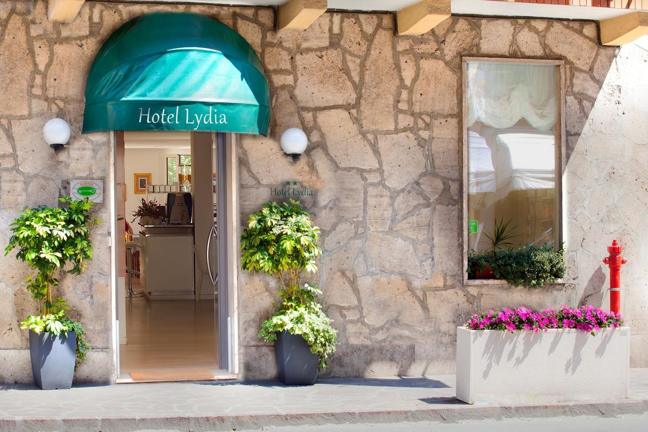 Hotel Lydia Alassio Bagian luar foto