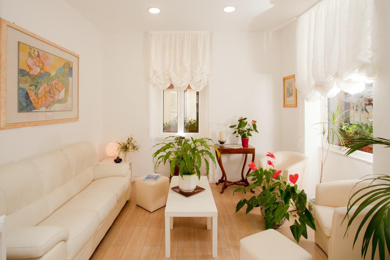 Hotel Lydia Alassio Bagian luar foto
